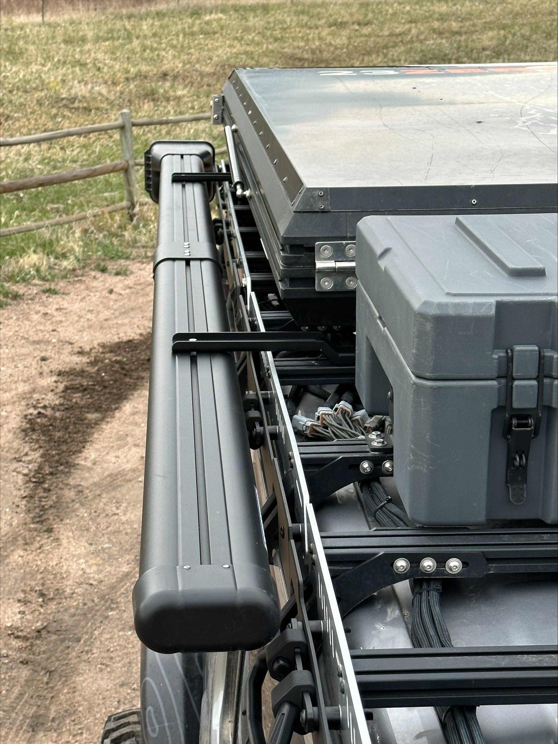 upTOP Overland  flyBOX Mounting System